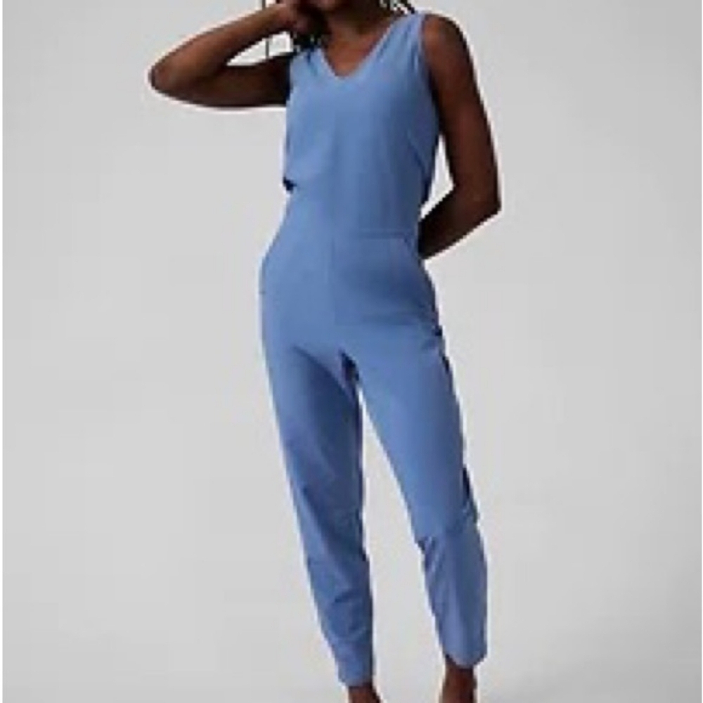 Athleta Women's Brooklyn Jumpsuit Cottage Blue Sleeveless Athleisure
